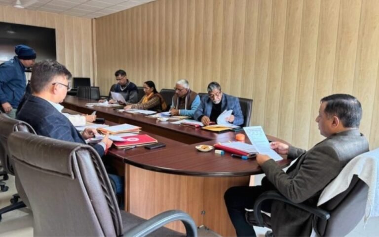 पत्रकार कल्याण कोष समिति की बैठक में लिया गया फैसला, 5 पत्रकारों के आश्रितों को मिलेगी आर्थिक सहायता
