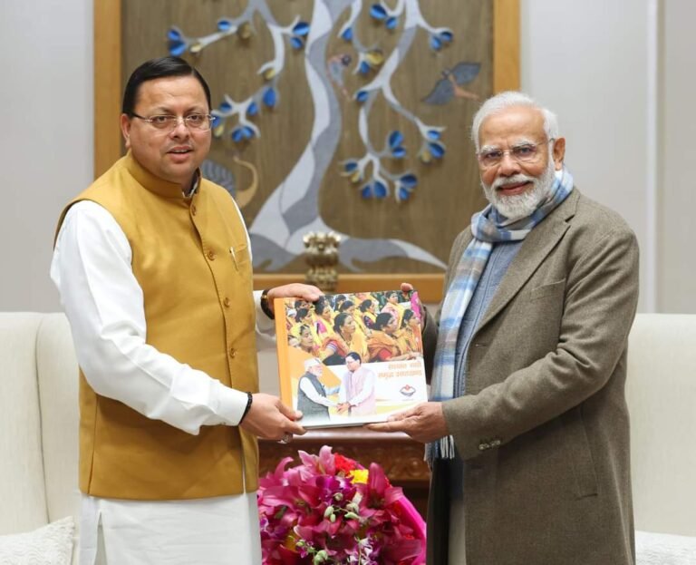 मुख्यमंत्री पुष्कर धामी ने प्रधानमंत्री मोदी से की मुलाकात