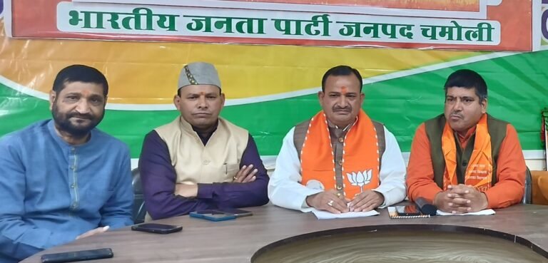 भाजपा ने पेश किया धामी सरकार के 2 वर्ष पूरे होने पर उपलब्धियां भरा रिपोर्ट कार्ड, दो साल के कार्यकाल को बताया बेमिसाल