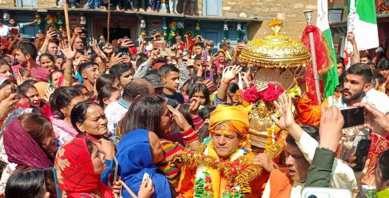 गोपीनाथ मंदिर से रवाना हुई भगवान रुद्रनाथ की उत्सव डोली,18 मई को खुलेगे भगवान रुद्रनाथ मंदिर के कपाट