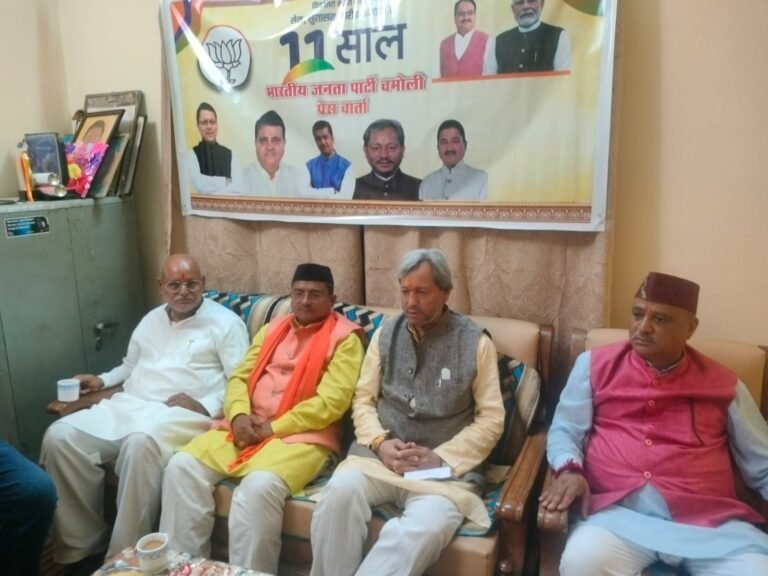 केंद्र सरकार की जनकल्याणकारी योजनाओं से आम आदमी के जीवन स्तर में सुधार : तीरथ रावत