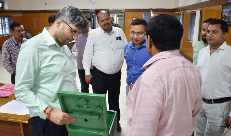 जिला पंचायत अध्यक्ष और उपाध्यक्ष पद के मतदान की तैयारियां पूरी