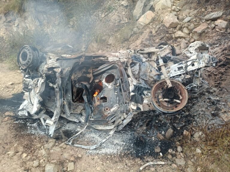 गोपेश्वर पोखरी मोटरमार्ग में कार खाई में गिरी 3 लोगों की मौत 1 घायल