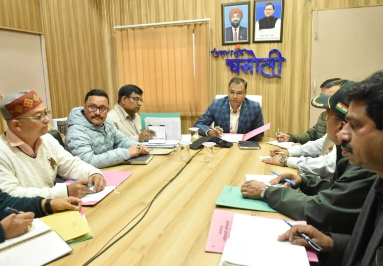 शहीदों के नाम पर नामकरण को लेकर जिलाधिकारी की अध्यक्षता में बैठक आयोजित