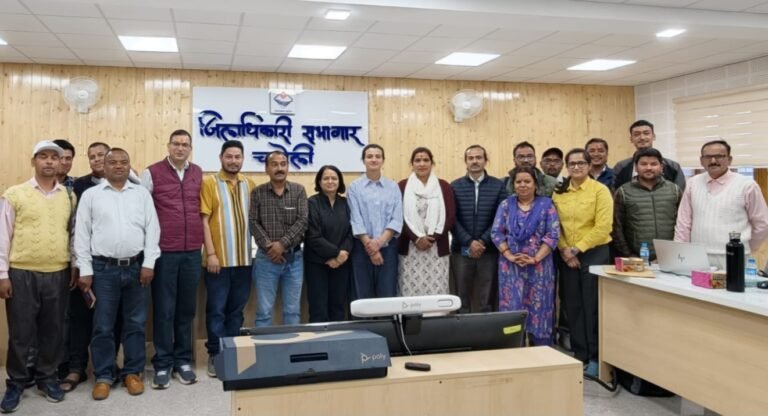 जिलाधिकारी ने की हिमोत्थान परियोजना की समीक्षा बैठक सम्पन्न, विभागीय समन्वय पर दिया जोर