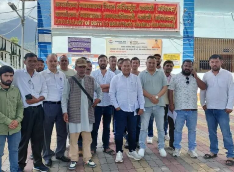 सलूड़-सेलंग मोटर मार्ग के घटिया निर्माण की डीएम ने डीएम ने दिये मजिस्ट्रेटी जांच के आदेश