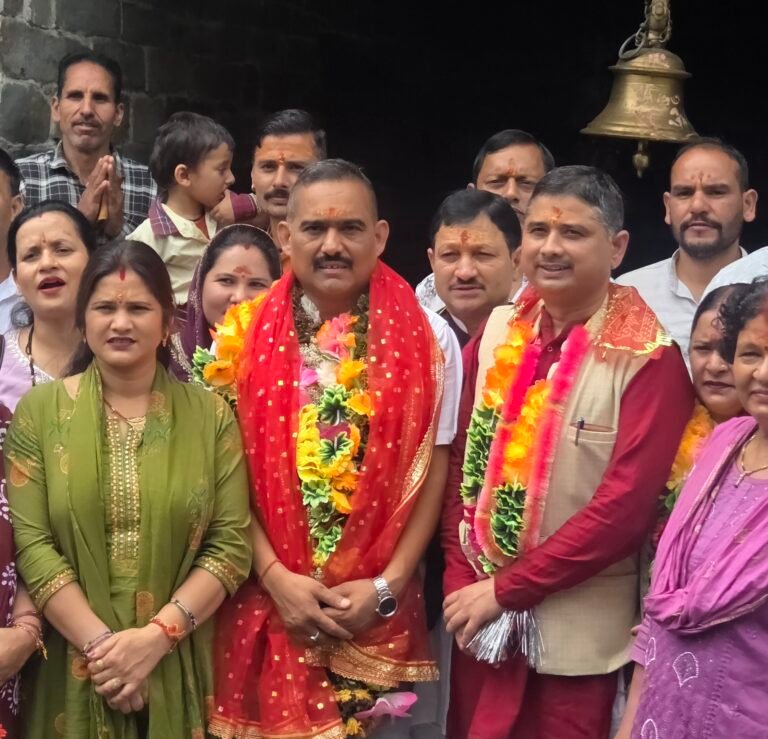 गजेंद्र सिंह रावत बने चमोली जिला सहकारी बैंक के अध्यक्ष