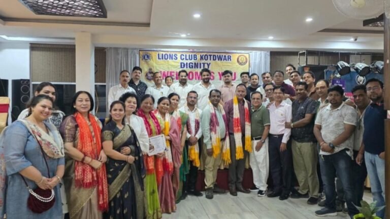 लायंस क्लब कोटद्वार डिग्निटी ने छह शिक्षकों को किया सम्मानित